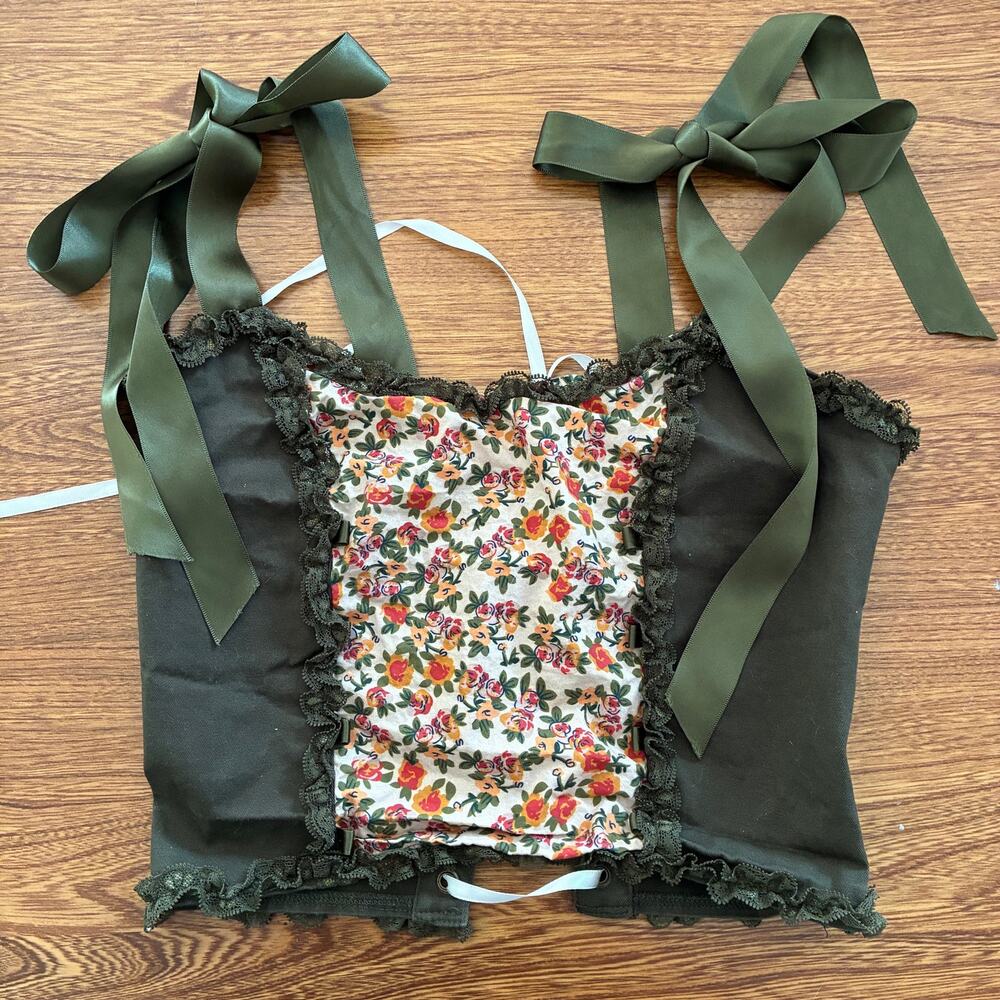 Current Mood Olive Green Floral Corset Crop Top Womens S Lace Up Ren Faire Fairy
